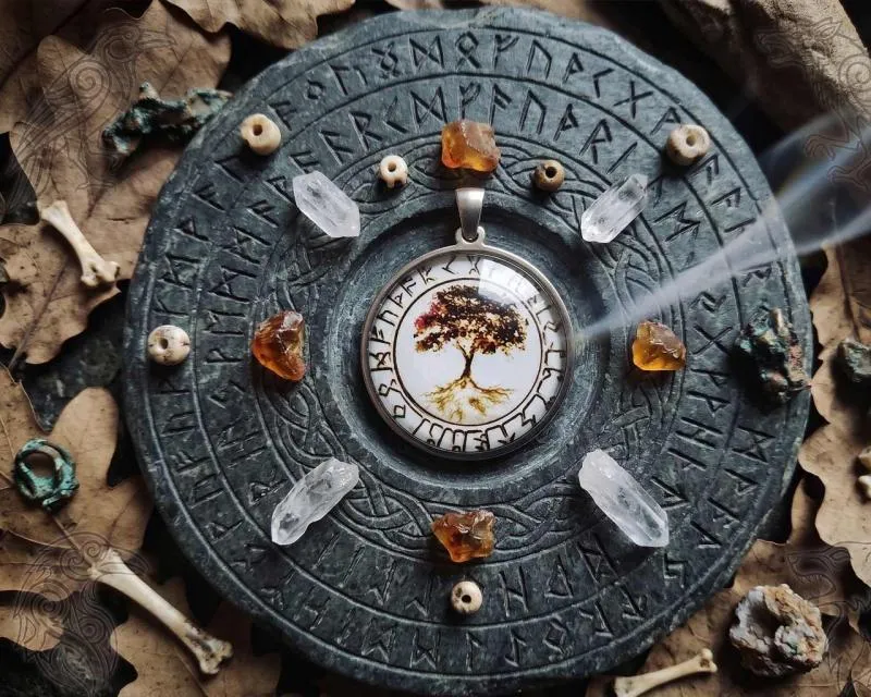 Great Yggdrasil amulet